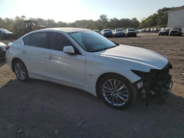 JN1EV7AR9JM440020 - 2018 INFINITI Q50 LUXE 白色 照片 4