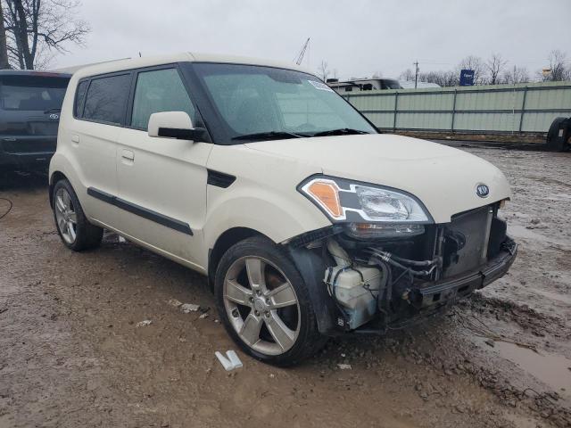 KNDJT2A20A7049537 - 2010 KIA SOUL + WHITE photo 4