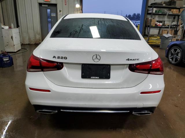 WDD3G4FB3KW000640 - 2019 MERCEDES-BENZ A 220 4MATIC WHITE photo 6