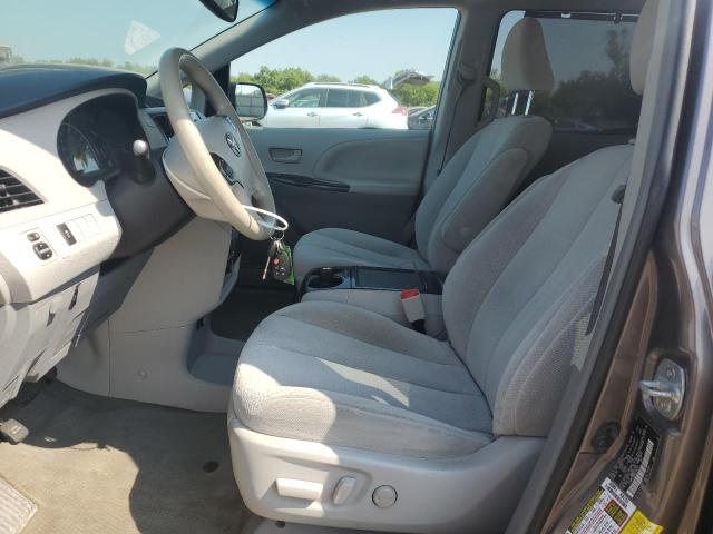 5TDKK3DC7ES496377 - 2014 TOYOTA SIENNA LE GRAY photo 7