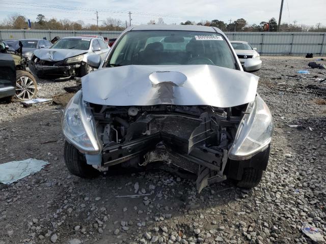 3N1CN7AP3JK413160 - 2018 NISSAN VERSA S GRAY photo 5