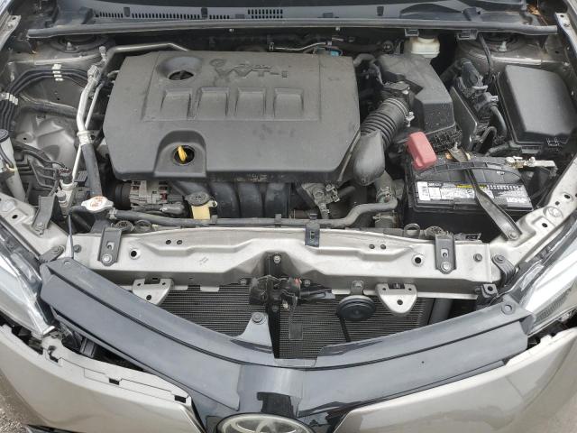 2T1BURHE3JC112350 - 2018 TOYOTA COROLLA L GRAY photo 11