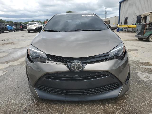 2T1BURHE3JC112350 - 2018 TOYOTA COROLLA L GRAY photo 5