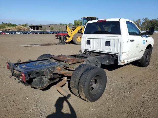 3C7WRSAL8KG690828 - 2019 RAM 3500 WHITE photo 3