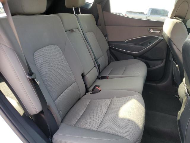 5XYZT3LB3HG410052 - 2017 HYUNDAI SANTA FE S WHITE photo 11