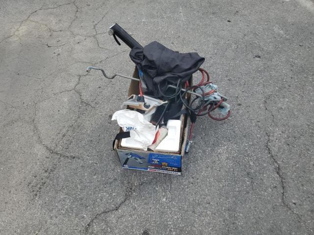 1C4HJXEN7KW686194 - 2019 JEEP WRANGLER UNLIMITED SAHARA 白色 照片 13