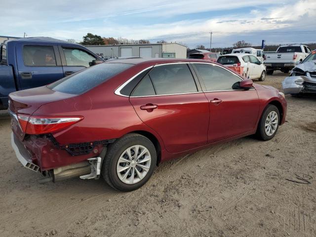 4T1BF1FK6HU790961 - 2017 TOYOTA CAMRY LE RED photo 3