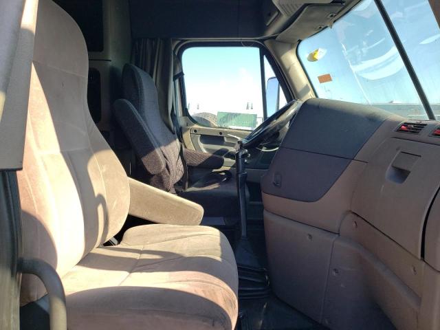 1FUJGLCK39LAE8576 - 2009 FREIGHTLINER CASCADIA 1 SILVER photo 5