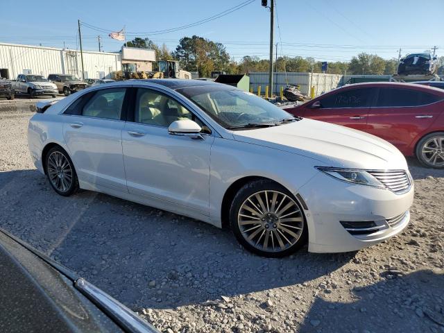 3LN6L2G98ER807208 - 2014 LINCOLN MKZ WHITE photo 4