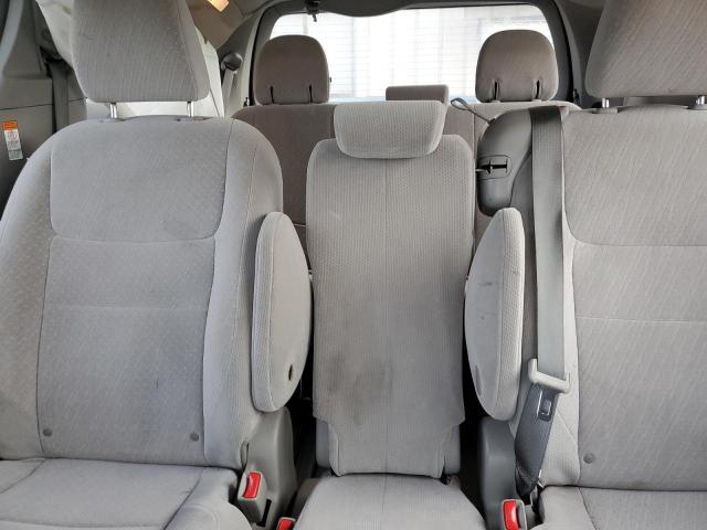 5TDKK3DCXGS724245 - 2016 TOYOTA SIENNA LE 银色 照片 10