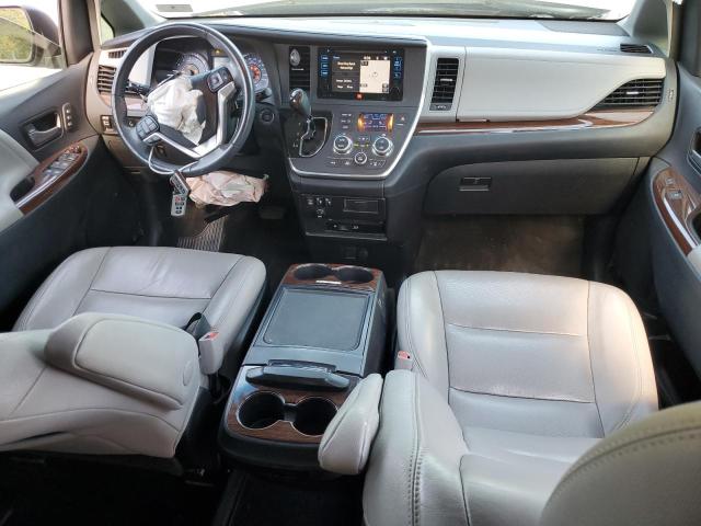 5TDYK3DC7FS672128 - 2015 TOYOTA SIENNA XLE 银色 照片 8