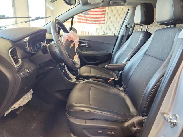 KL7CJLSB0JB549727 - 2018 CHEVROLET TRAX 1LT Gümüş foto 7