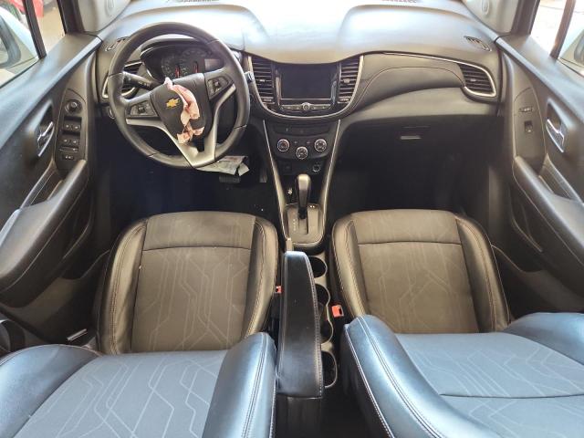 KL7CJLSB0JB549727 - 2018 CHEVROLET TRAX 1LT Gümüş foto 8