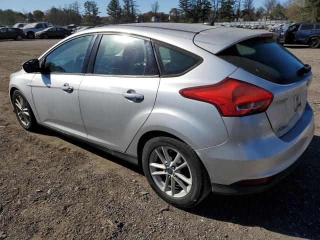 1FADP3K26GL258938 - 2016 FORD FOCUS SE SILVER photo 2