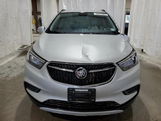 KL4CJASB5KB895498 - 2019 BUICK ENCORE PREFERRED فضي صورة 5