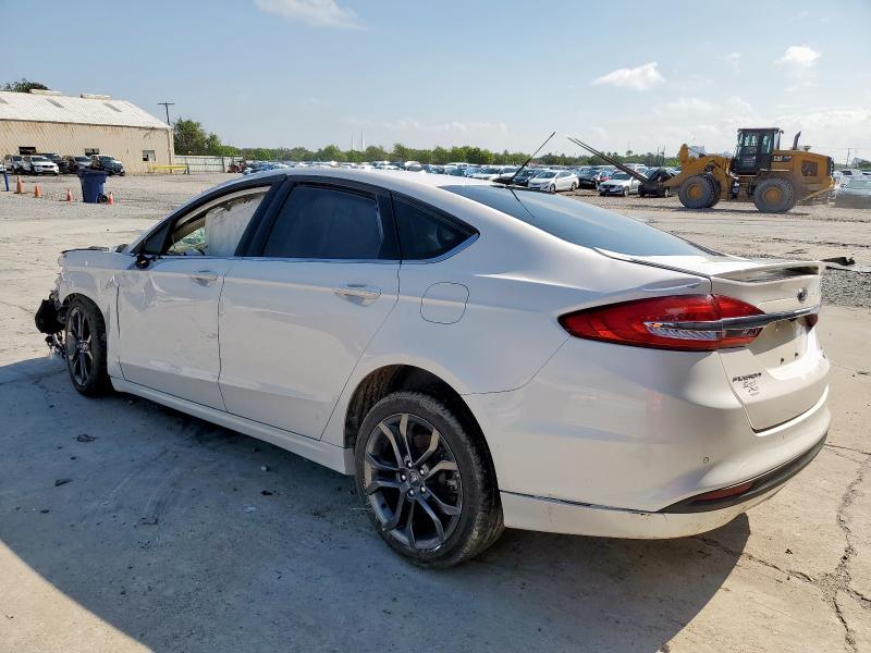 3FA6P0HD1JR231946 - 2018 FORD FUSION SE Biały zdjęcie 2