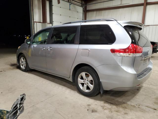 5TDKK3DC9BS159723 - 2011 TOYOTA SIENNA LE SILVER photo 2