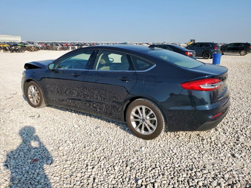 3FA6P0HD8LR171506 - 2020 FORD FUSION SE BLACK photo 2