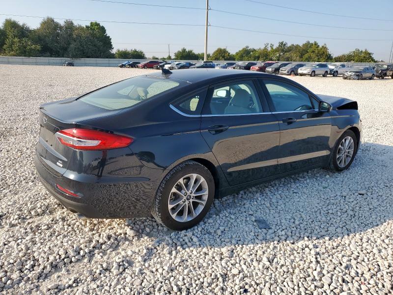 3FA6P0HD8LR171506 - 2020 FORD FUSION SE BLACK photo 3