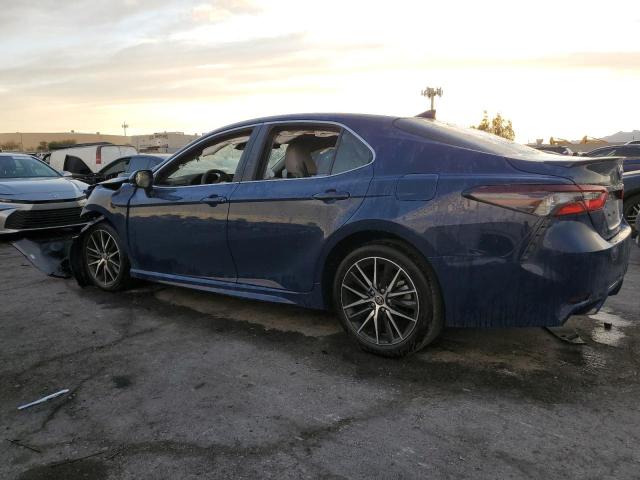 4T1T11AK3RU237292 - 2024 TOYOTA CAMRY SE NIGHT SHADE BLUE photo 2