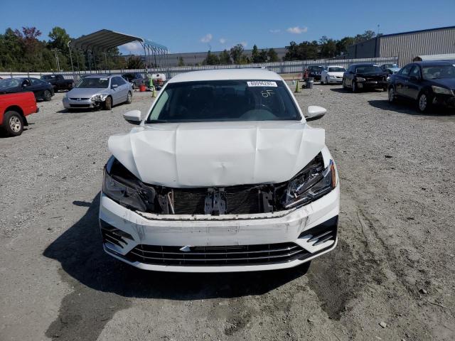 1VWAS7A37GC060198 - 2016 VOLKSWAGEN PASSAT S Biały zdjęcie 5