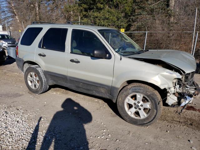 1FMYU03104DA21775 - 2004 FORD ESCAPE XLT BEIGE photo 4