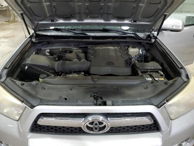 JTEBU5JR1B5054660 - 2011 TOYOTA 4RUNNER SR5 银色 照片 12