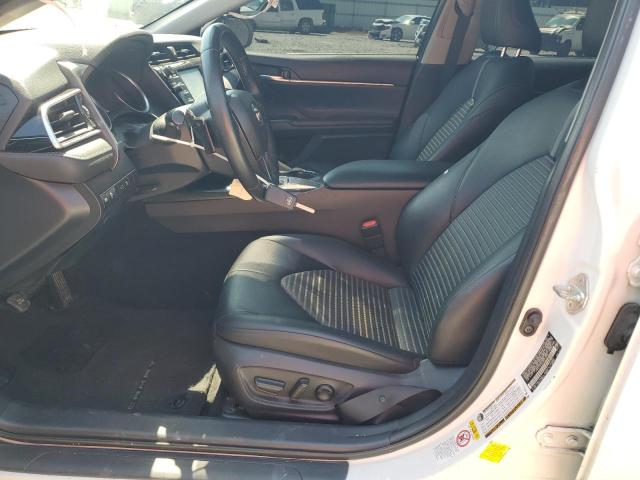 JTNB11HK8J3071458 - 2018 TOYOTA CAMRY L WHITE photo 7