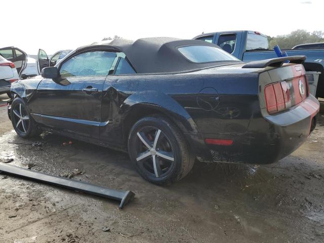 1ZVFT84N355260406 - 2005 FORD MUSTANG BLACK photo 2