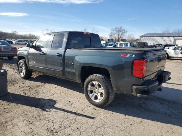 1GCVKREC1JZ261559 - 2018 CHEVROLET SILVERADO K1500 LT GREEN photo 2