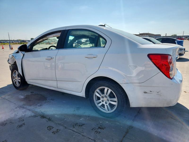 1G1JC5SH3G4139773 - 2016 CHEVROLET SONIC LT Weiß Foto 2