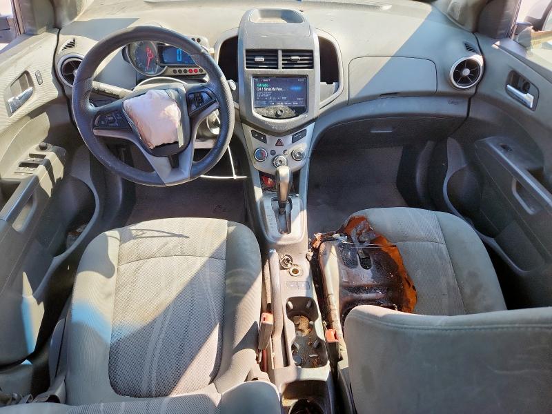 1G1JC5SH3G4139773 - 2016 CHEVROLET SONIC LT Weiß Foto 8