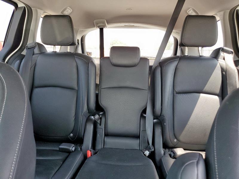 5FNRL6H84PB074142 - 2023 HONDA ODYSSEY TOURING WHITE photo 10