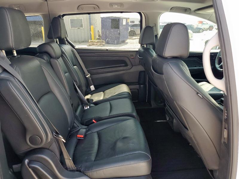 5FNRL6H84PB074142 - 2023 HONDA ODYSSEY TOURING WHITE photo 11