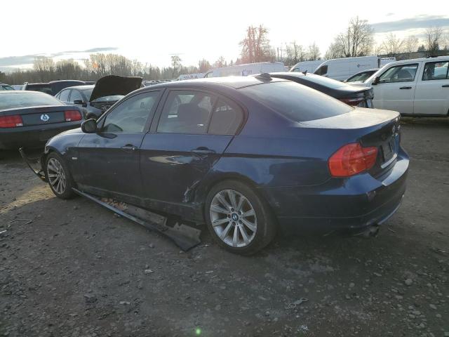 WBAPH7G53BNN07852 - 2011 BMW 328 I BLUE photo 2