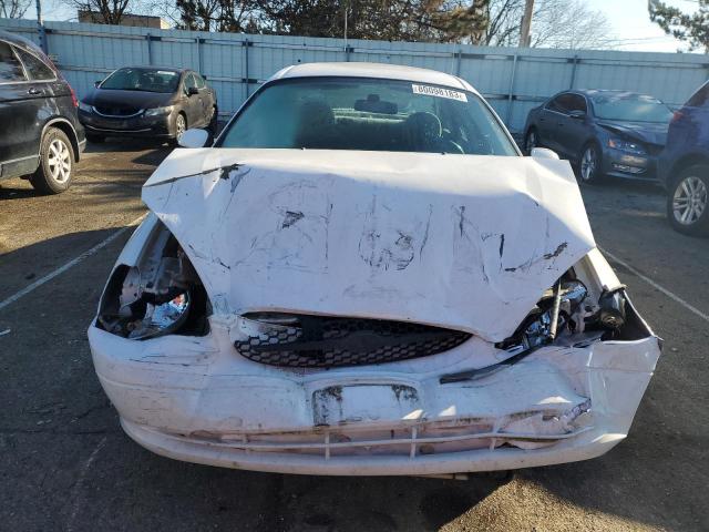 1FAFP53UX3G277063 - 2003 FORD TAURUS SE WHITE photo 5