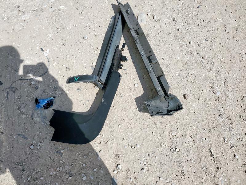 2GNAXJEV0K6249720 - 2019 CHEVROLET EQUINOX LT Күміс фото 12