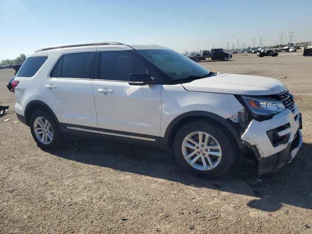 1FM5K7DH3GGC39760 - 2016 FORD EXPLORER XLT ვერცხლისფერი ფოტო 4