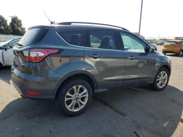 1FMCU9HD9JUB81487 - 2018 FORD ESCAPE SEL GRAY photo 3