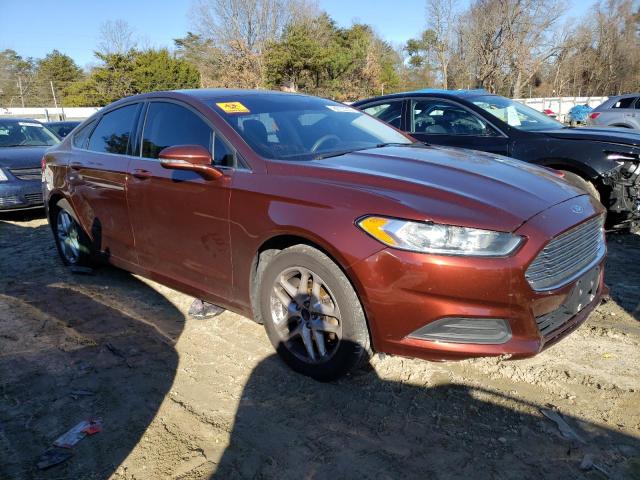 3FA6P0H75GR299766 - 2016 FORD FUSION SE BURGUNDY photo 4