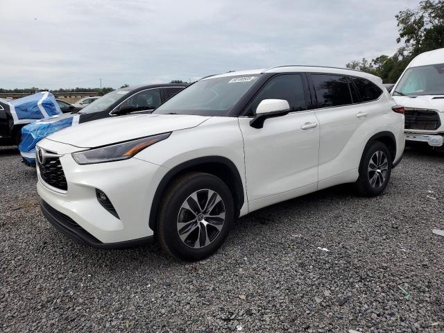 2021 TOYOTA HIGHLANDER XLE, 