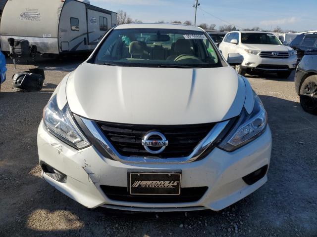 1N4AL3AP2JC136824 - 2018 NISSAN ALTIMA 2.5 WHITE photo 5