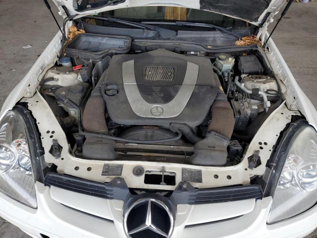 WDBWK56F37F138652 - 2007 MERCEDES-BENZ SLK 350 WHITE photo 11