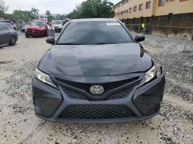 4T1B11HK6JU557339 - 2018 TOYOTA CAMRY L 黑色 照片 5