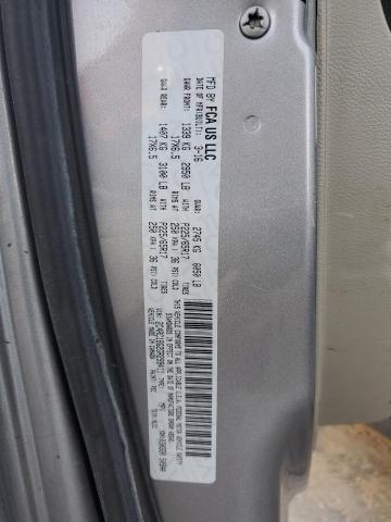 2C4RC1BG2GR299411 - 2016 CHRYSLER TOWN & COU TOURING SILVER photo 13