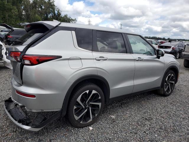 JA4J3VA82RZ068395 - 2024 MITSUBISHI OUTLANDER SE Argent photo 3