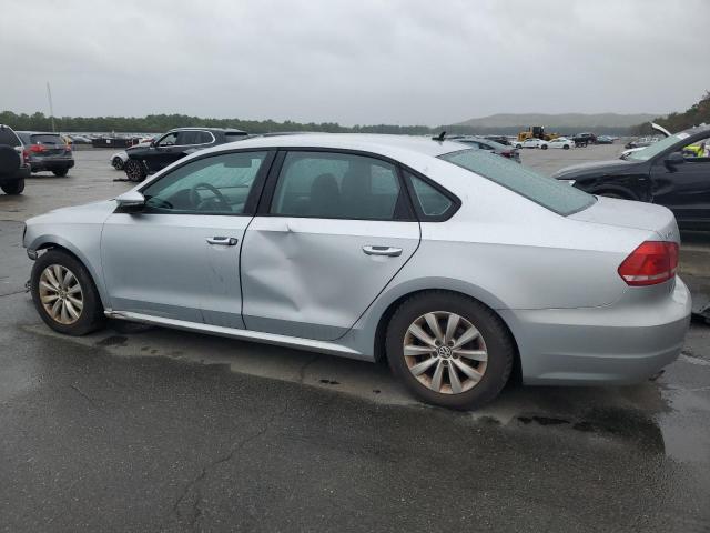 1VWAP7A30CC026132 - 2012 VOLKSWAGEN PASSAT S Сріблястий фото 2