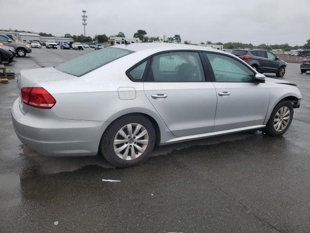 1VWAP7A30CC026132 - 2012 VOLKSWAGEN PASSAT S Сріблястий фото 3