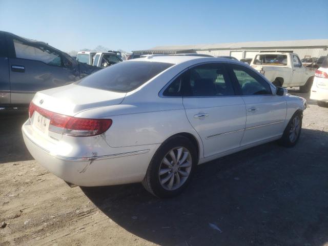 KMHFC46FX7A239849 - 2007 HYUNDAI AZERA SE WHITE photo 3