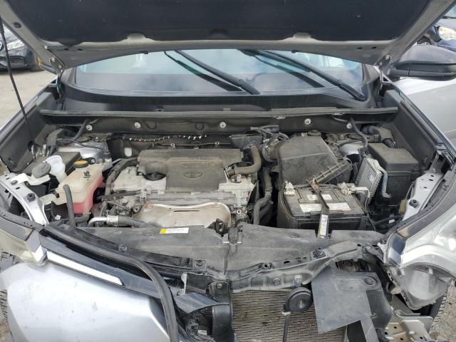 2T3ZFREV7HW333804 - 2017 TOYOTA RAV4 LE Argent photo 11